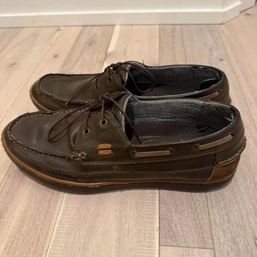 Sketchers Brown leather boat shoes with a classic look Sz 12
